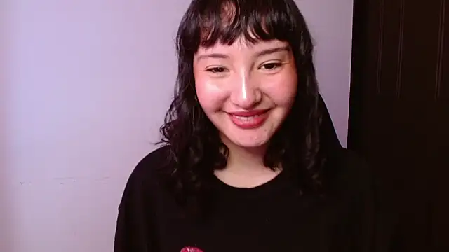 alexaa08 online show from April 2026 01:53:02 PM