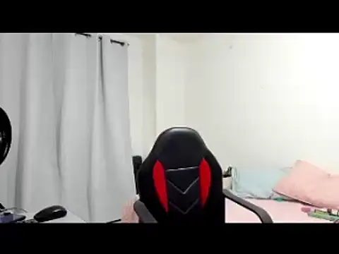 Sanddi milff online show from January 2025 09:00:01 PM