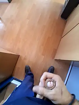 Snapshot of voupap6310 chatting on October 2025 11:20:02 AM voupap6310 online show from October 2025 11:20:02 AM