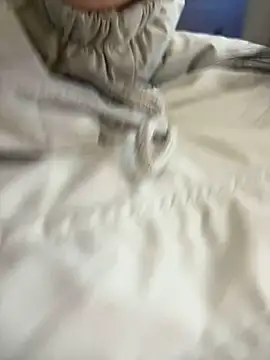 Snapshot of Asia-Melody chatting on February 2025 06:42:02 AM Asia-Melody online show from February 2025 06:42:02 AM