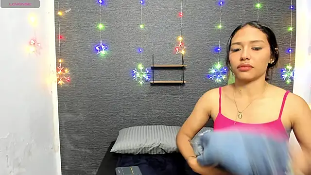 Snapshot of monse_02 chatting on December 2024 02:21:01 PM monse 02 online show from December 2024 02:21:01 PM