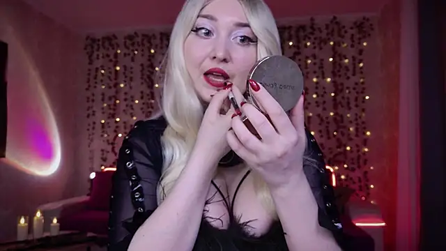 AllisonBlack  online show from November 2025 03:23:01 PM