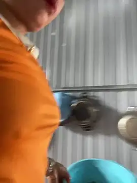 Linaannn online show from March 2025 02:39:02 AM