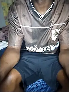 Convertiblechulo online show from April 2026 06:12:01 PM