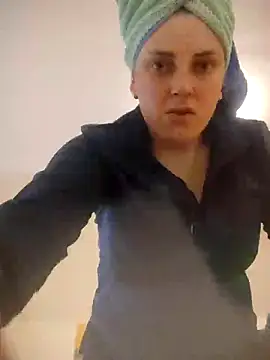 CoddessCrystal online show from March 2026 06:17:02 AM