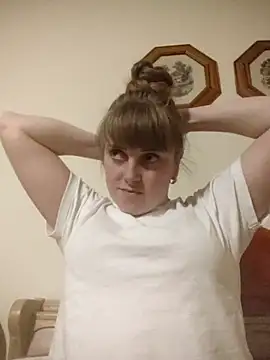 CoddessCrystal online show from March 2026 07:07:02 PM