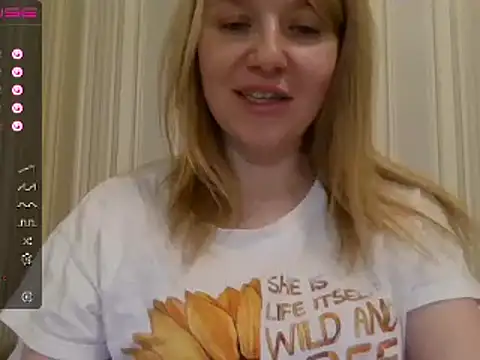 urbadkitty online show from December 2024 12:50:02 PM