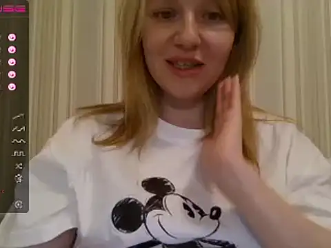 urbadkitty online show from January 2025 05:53:01 PM