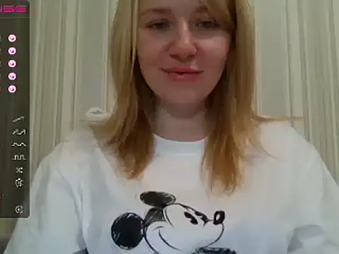 urbadkitty online show from January 2025 10:50:02 AM