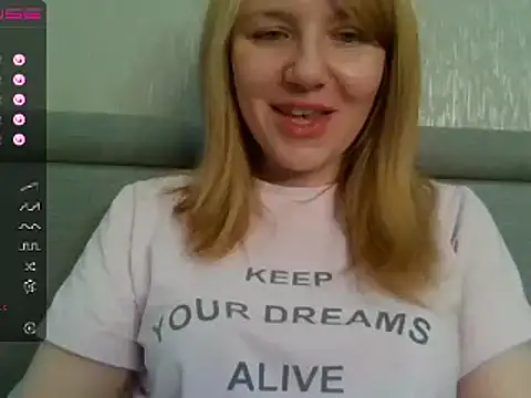 urbadkitty online show from January 2025 09:02:01 AM