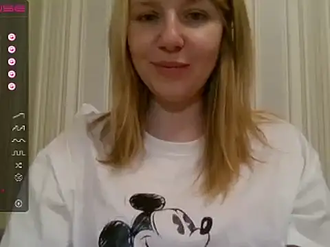 urbadkitty online show from January 2025 01:02:02 PM