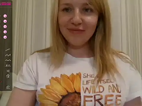 urbadkitty online show from February 2025 05:15:01 PM