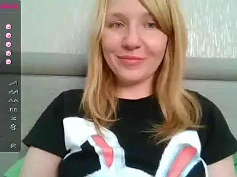 urbadkitty online show from February 2025 10:27:02 AM