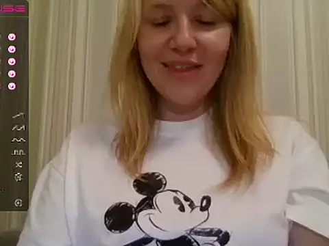 urbadkitty online show from February 2025 06:19:01 PM