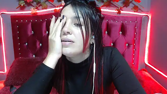 Snapshot of Melani_cute02 chatting on February 2025 03:51:01 AM Melani cute02 online show from February 2025 03:51:01 AM