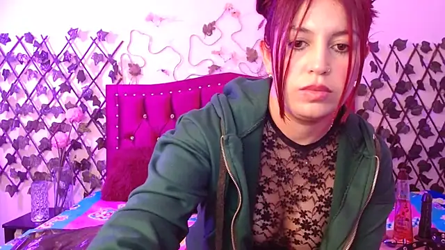 Snapshot of Melani_cute02 chatting on September 2025 01:53:02 AM Melani cute02 online show from September 2025 01:53:02 AM
