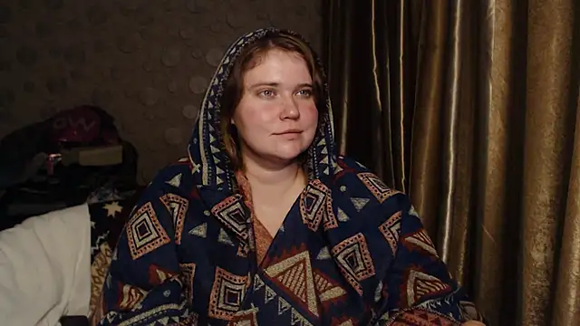 Snapshot of daisy_low chatting on February 2025 04:13:02 PM daisy low online show from February 2025 04:13:02 PM