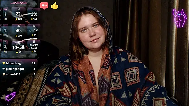 Snapshot of daisy_low chatting on February 2025 09:41:02 PM daisy low online show from February 2025 09:41:02 PM