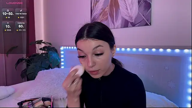 Veronica leal online show from July 2026 11:05:02 AM