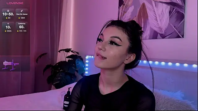 Veronica leal online show from July 2026 02:13:01 PM