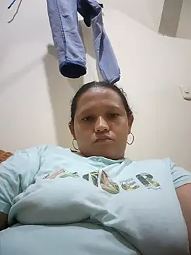 Chicapicante online show from April 2026 04:34:01 AM