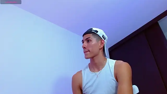 Valerio 20 online show from March 2025 10:40:01 PM