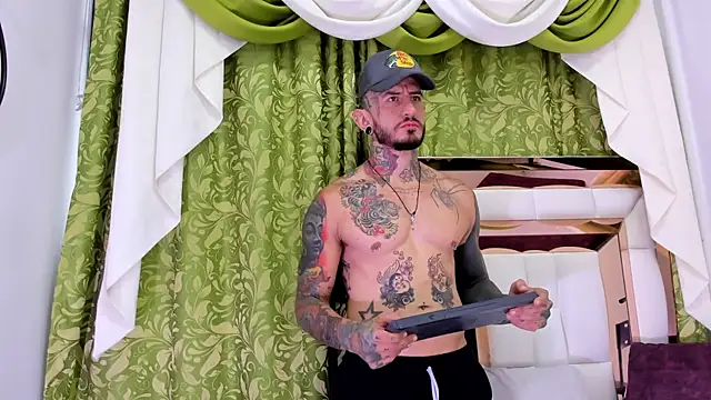 dilan scootk  online show from October 2025 11:16:01 AM