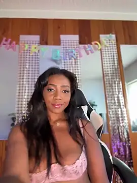 Snapshot of Blazerina chatting on May 2026 04:05:02 PM Blazerina online show from May 2026 04:05:02 PM