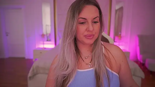 KiraCandyS online show from February 2026 08:36:01 PM