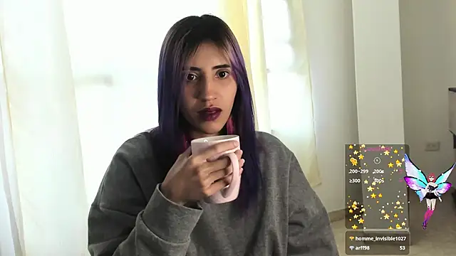 linnie  online show from December 2024 11:29:02 AM