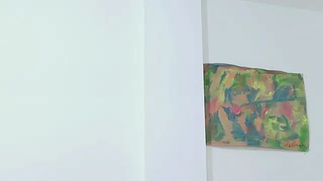 linnie  online show from March 2025 08:48:01 AM