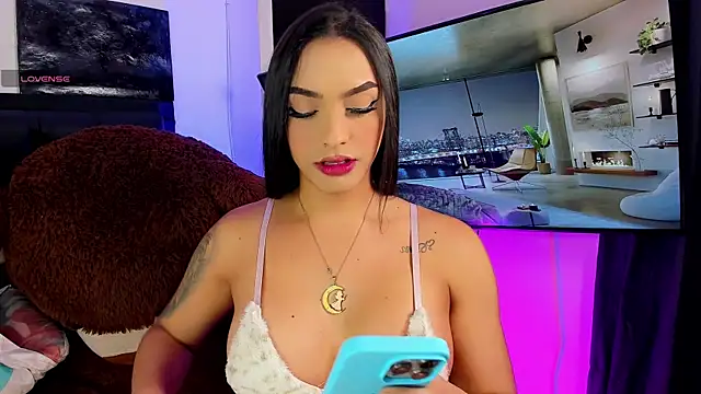 Maryonthemoon online show from November 2025 05:39:02 AM