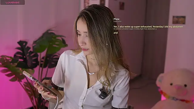 Snapshot of Angeeel_ chatting on April 2026 01:27:02 PM Angeeel online show from April 2026 01:27:02 PM