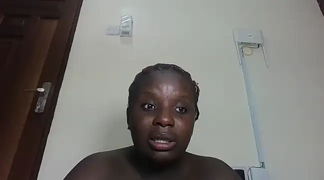 hotebbbyy online show from December 2024 11:08:02 PM