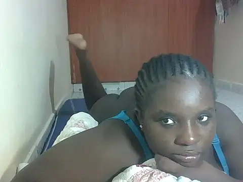 hotebbbyy online show from April 2026 07:58:01 PM