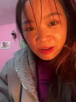 Snapshot of Hellen_111 chatting on January 2025 09:02:01 AM Hellen 111 online show from January 2025 09:02:01 AM
