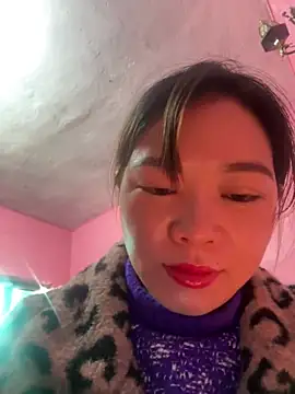 Snapshot of Hellen_111 chatting on January 2025 10:32:01 AM Hellen 111 online show from January 2025 10:32:01 AM