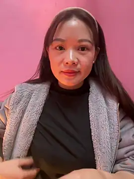 Snapshot of Hellen_111 chatting on February 2025 07:23:02 AM Hellen 111 online show from February 2025 07:23:02 AM