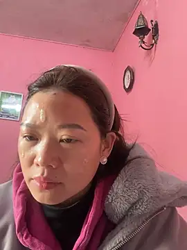 Snapshot of Hellen_111 chatting on March 2025 06:18:02 AM Hellen 111 online show from March 2025 06:18:02 AM
