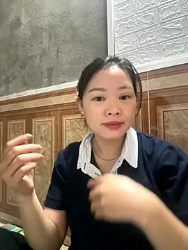 Snapshot of Hellen_111 chatting on October 2025 05:48:02 AM Hellen 111 online show from October 2025 05:48:02 AM