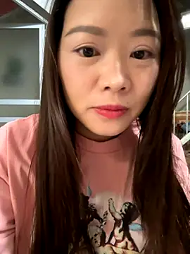 Snapshot of Hellen_111 chatting on October 2025 03:21:02 AM Hellen 111 online show from October 2025 03:21:02 AM