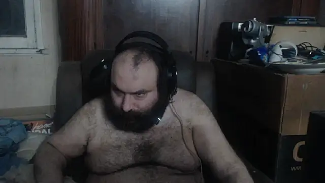 Snapshot of hairyhulk chatting on January 2025 06:59:01 AM hairyhulk online show from January 2025 06:59:01 AM