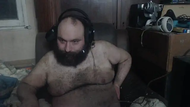 Snapshot of hairyhulk chatting on January 2025 07:35:02 AM hairyhulk online show from January 2025 07:35:02 AM
