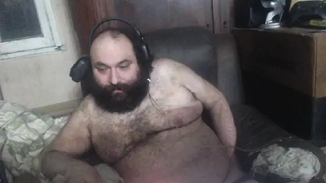 Snapshot of hairyhulk chatting on January 2025 07:35:01 AM hairyhulk online show from January 2025 07:35:01 AM