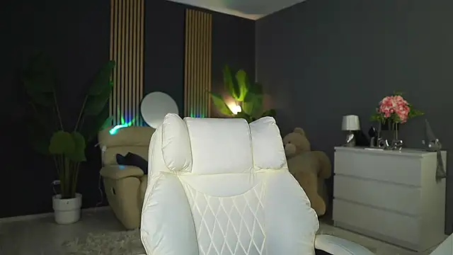 SweetBlondy35 online show from March 2026 05:29:01 PM