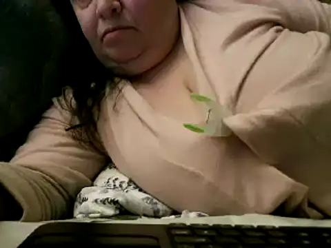 WHITEDAROSE online show from February 2025 10:40:02 PM