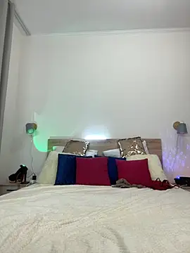 KateRedgar online show from October 2025 02:18:01 PM