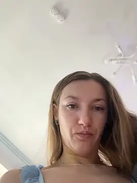 KateRedgar online show from March 2026 12:01:01 PM