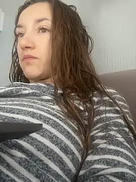 KateRedgar online show from April 2026 06:11:01 AM