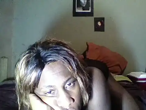 Snapshot of Moorella1 chatting on February 2025 07:47:01 PM Moorella1 online show from February 2025 07:47:01 PM
